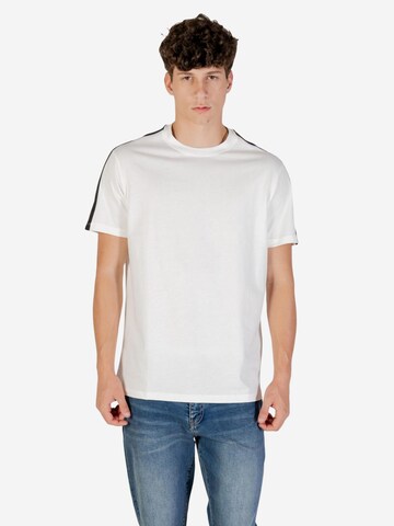 Maglietta 'XM001283 AF10361' di ARMANI EXCHANGE in bianco: frontale