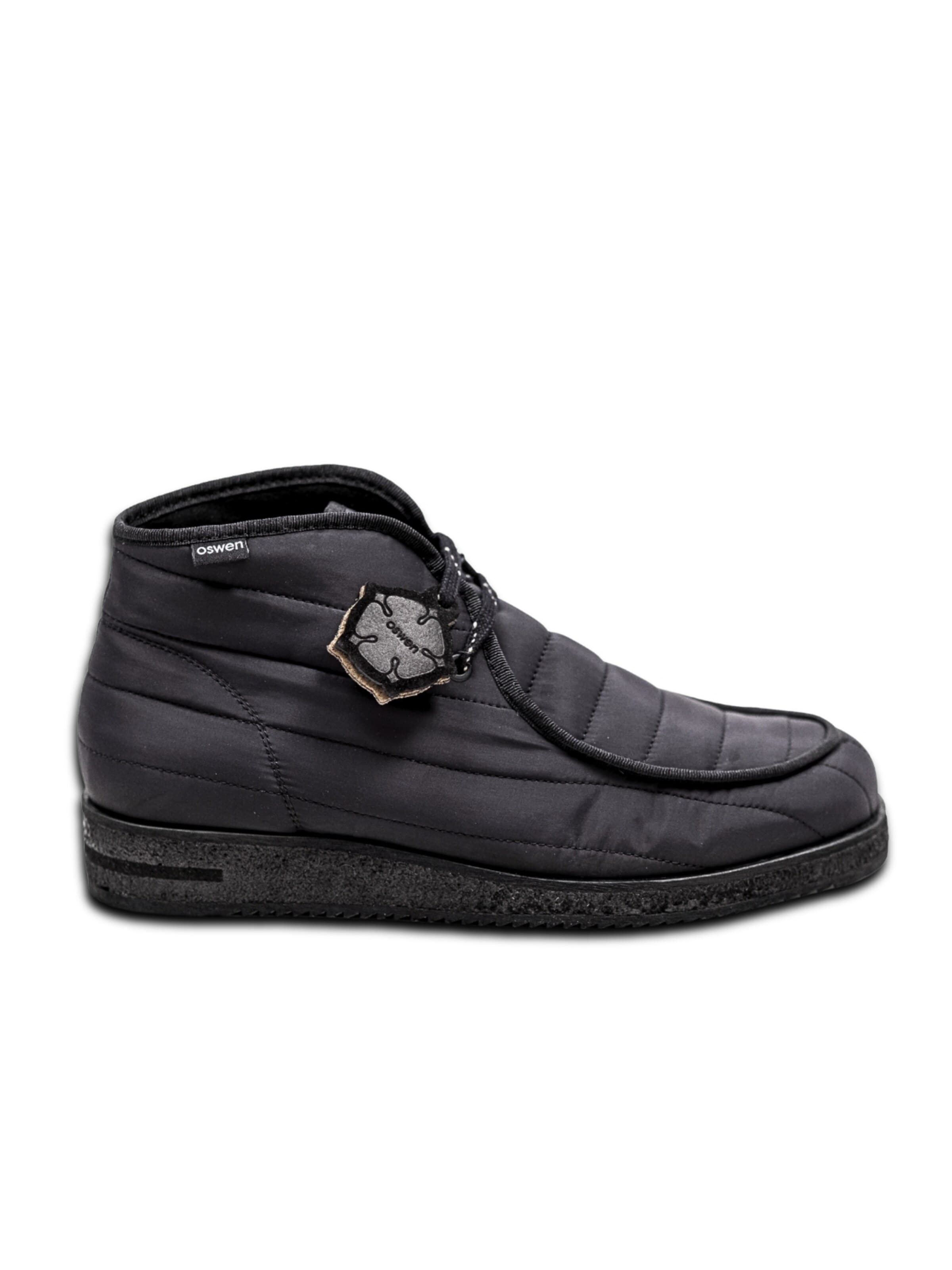 oswen Boots 'Ewaldi QT' in Black: front