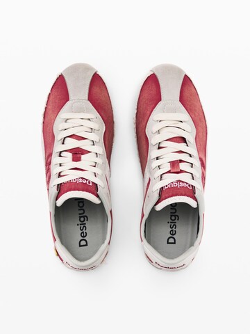 Desigual Matalavartiset tennarit värissä punainen