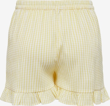 JDY Regular Shorts  'Santiago' in Gelb