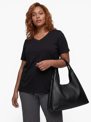 Tricou 'CARHUNTER' de la ONLY Carmakoma pe negru: față