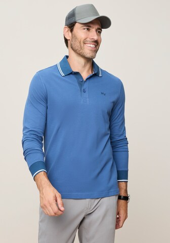 Man's World Shirt in Blue: front
