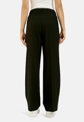 Smith&Soul Wide leg Pleat-Front Pants in Black
