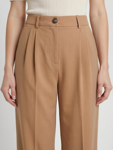 Regular Pantalon ' Sally ' Opal Studio en marron
