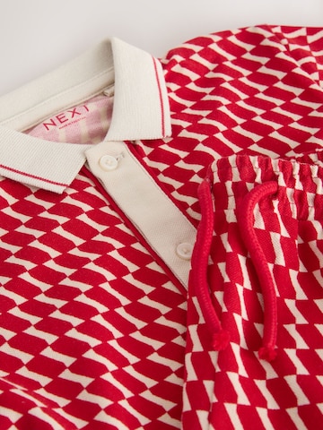 Next Setti värissä punainen