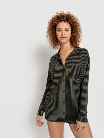 LSCN by LASCANA Short Pajama Set in Green: front