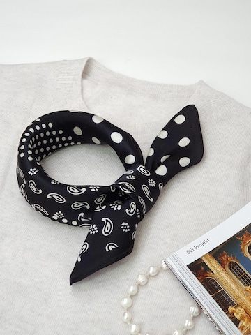 MayTree Wrap in Black
