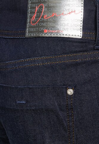 STREET ONE Regular Jeans in Blau