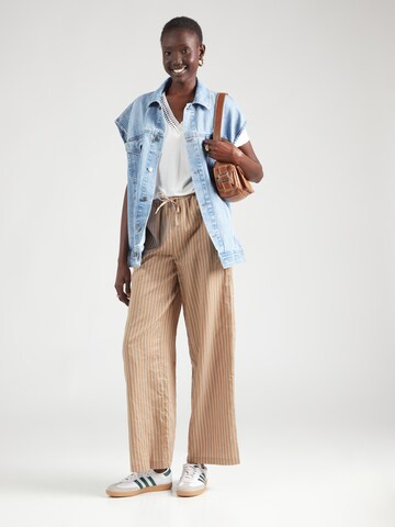 T-shirt 'VMSAVANNAH' VERO MODA en blanc