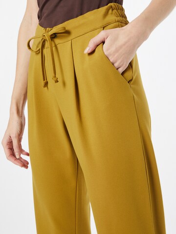 JDY Tapered Pleat-Front Pants 'PRETTY' in Yellow