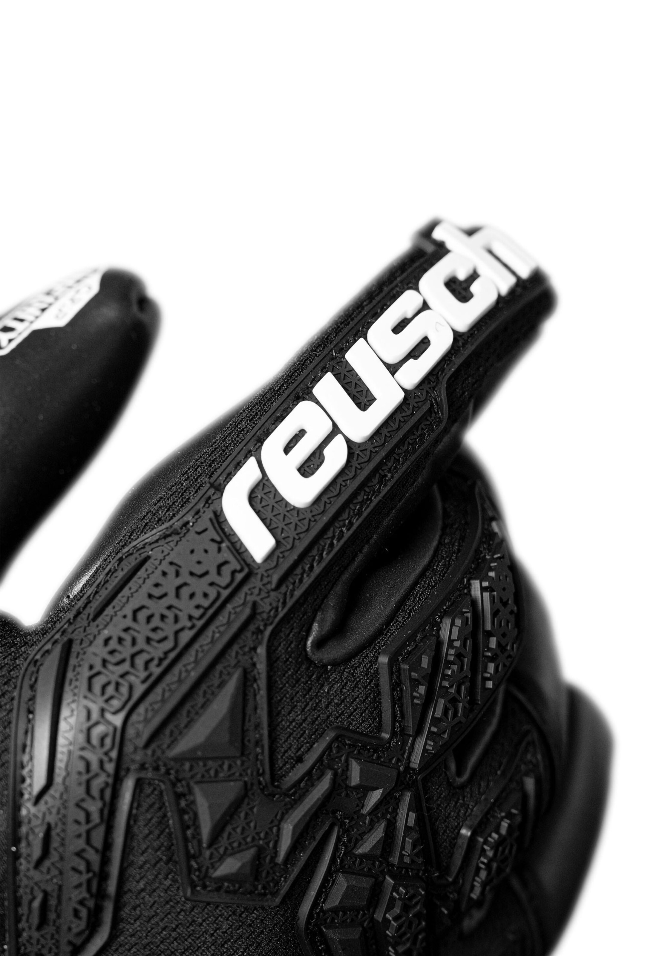 REUSCH Sporthandschoenen 'Attrakt Freegel Infinity' in Zwart