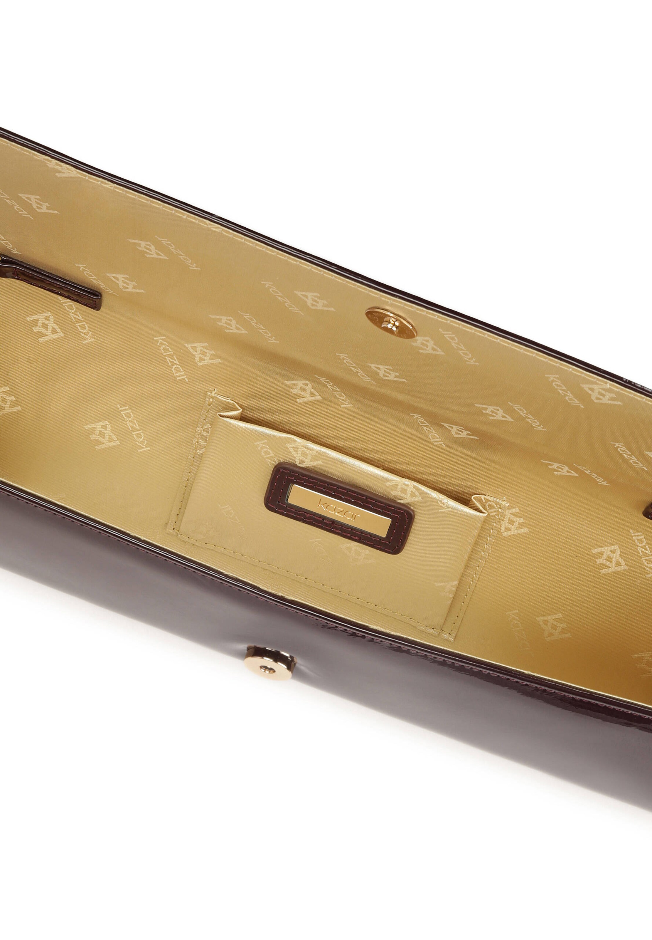 raudona Kazar Delninė