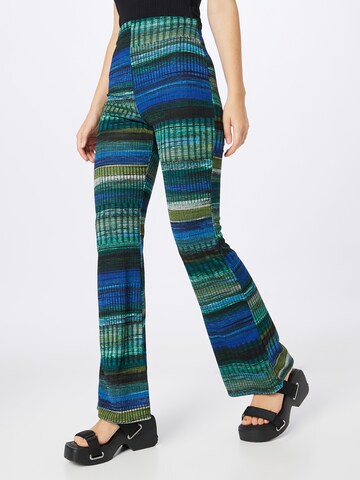 NLY by Nelly Flared Broek in Blauw: voorkant
