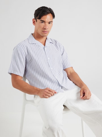 Regular fit Cămașă de la Abercrombie & Fitch pe albastru: față