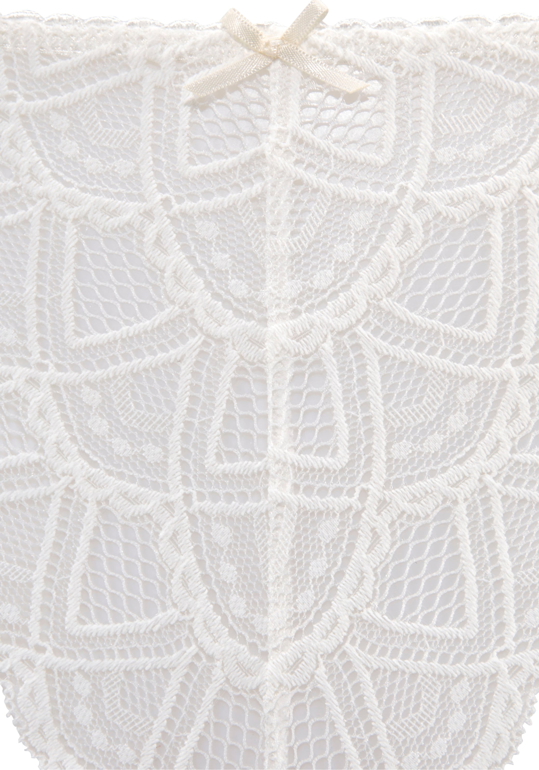 VIVANCE Стринги в Белый