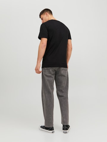 T-Shirt 'Jeans' JACK & JONES en noir