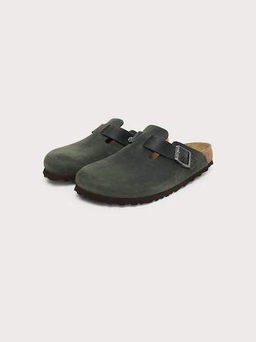 BIRKENSTOCK Чехли 'Boston' в зелено