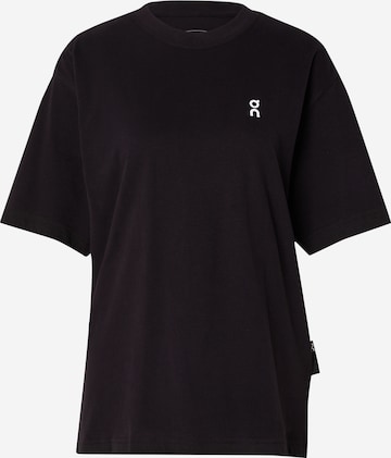 On Shirt 'Club' in Black: front