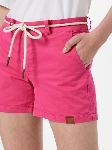 Alife and Kickin Regular Shorts in Pink