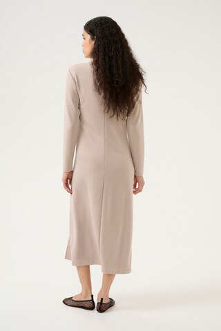 KAREN BY SIMONSEN Jurk 'Umeko' in Beige