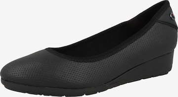 s.Oliver Ballet Flats in Black: front