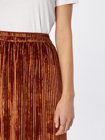 Compania Fantastica Skirt 'Falda' in Brown