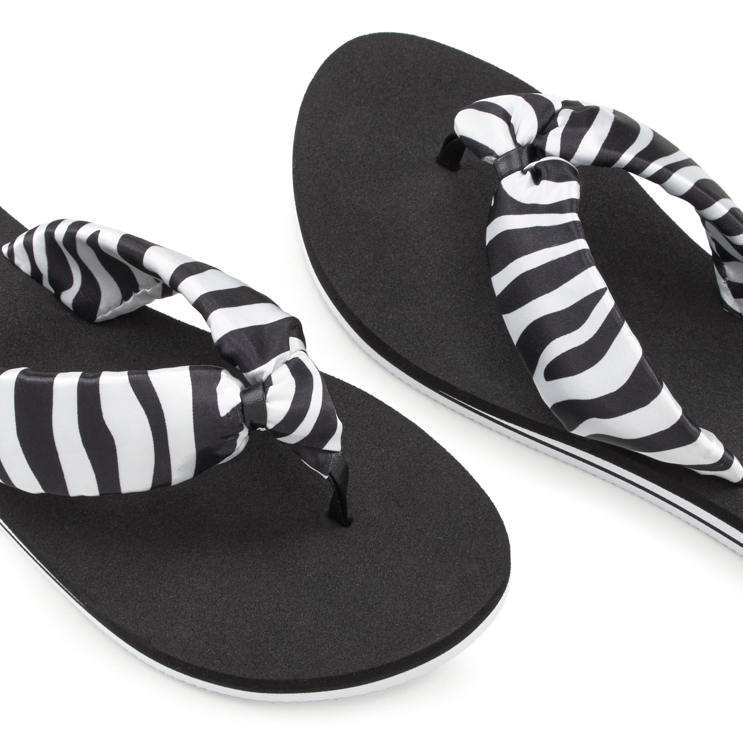 LASCANA T-Bar Sandals in Black