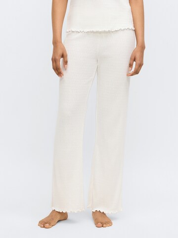 TRIUMPH Pyjamasbyxa 'Mix & Match' i vit: framsida