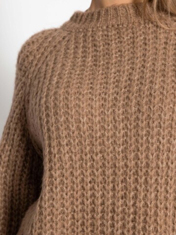 SASSYCLASSY Pullover‌‌ in Braun