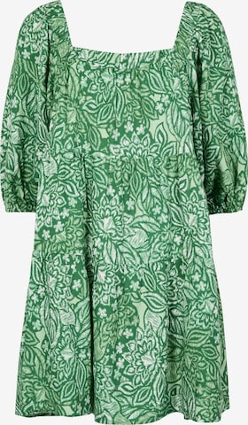 Robe Apricot en vert : devant