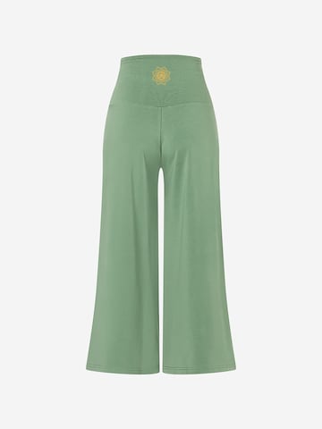 Spirit of OM Loosefit Bügelfaltenhose 'Devi' in Grün