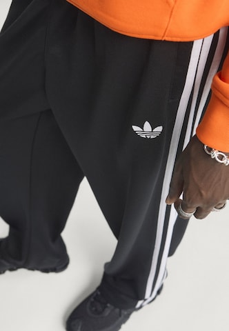 ADIDAS ORIGINALS Loosefit Hose 'Adicolor' in Schwarz