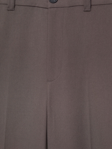 Pull&Bear Ohlapna forma Hlače na rob | rjava barva
