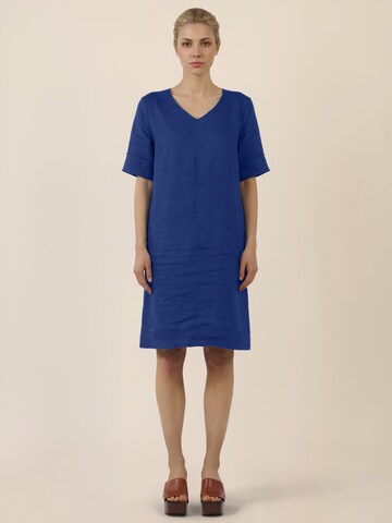 APART Kleid in Blau: Vorderseite