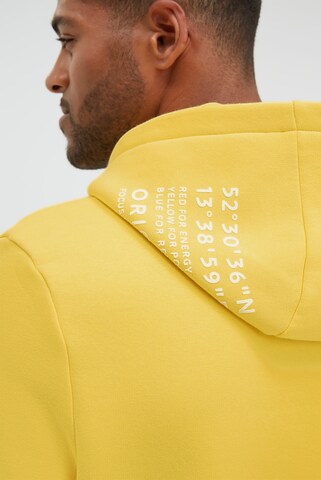 CAMP DAVID Sweatshirt in Yellow