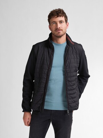 Petrol Industries - Chaqueta de entretiempo 'Beach' en negro: frente