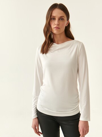 TATUUM - Blusa 'Asila' em branco: frente