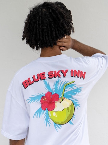 T-Shirt 'Coconut Club' BLUE SKY INN en blanc