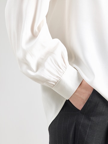 Chemisier s.Oliver en blanc