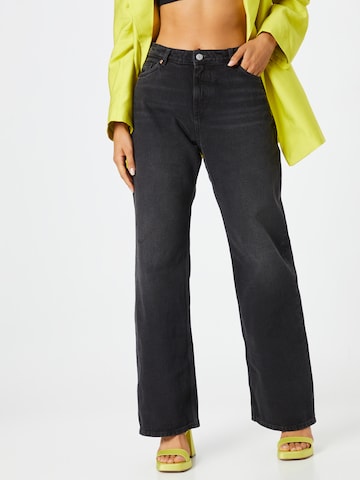 Monki Wide leg Jeans in Black: front