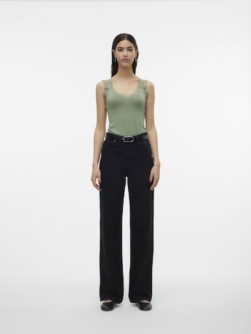 Top 'ROSA' di VERO MODA in verde