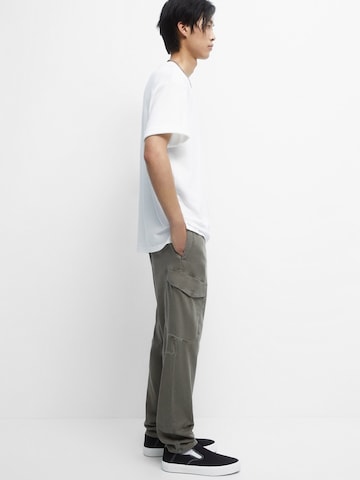 Regular Pantalon cargo Pull&Bear en vert