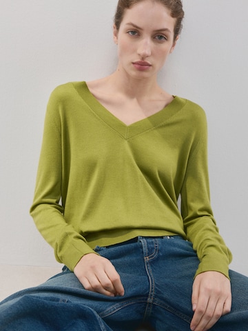 MANGO Sweater 'LUCCAV' in Green: front