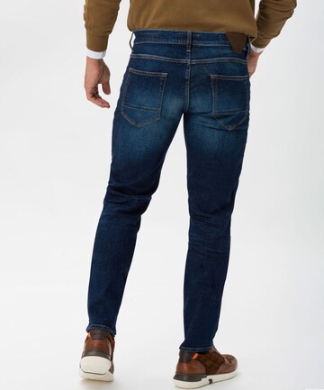 Slimfit Jeans 'Chris' de la BRAX pe albastru: spate