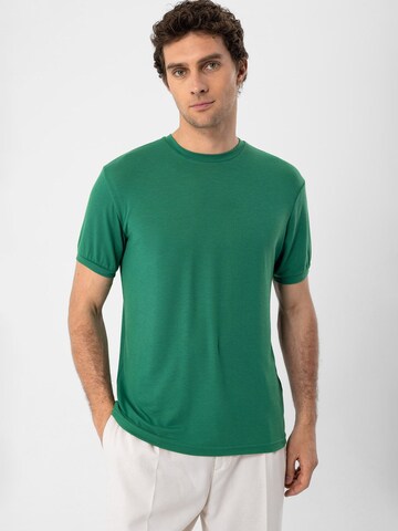 Antioch Shirt in Groen: voorkant