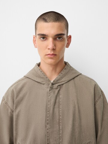 Bershka Jacke in Beige