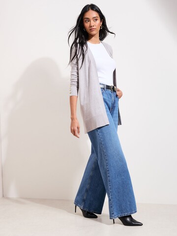 Friends Like These Вязаная кофта в Серый