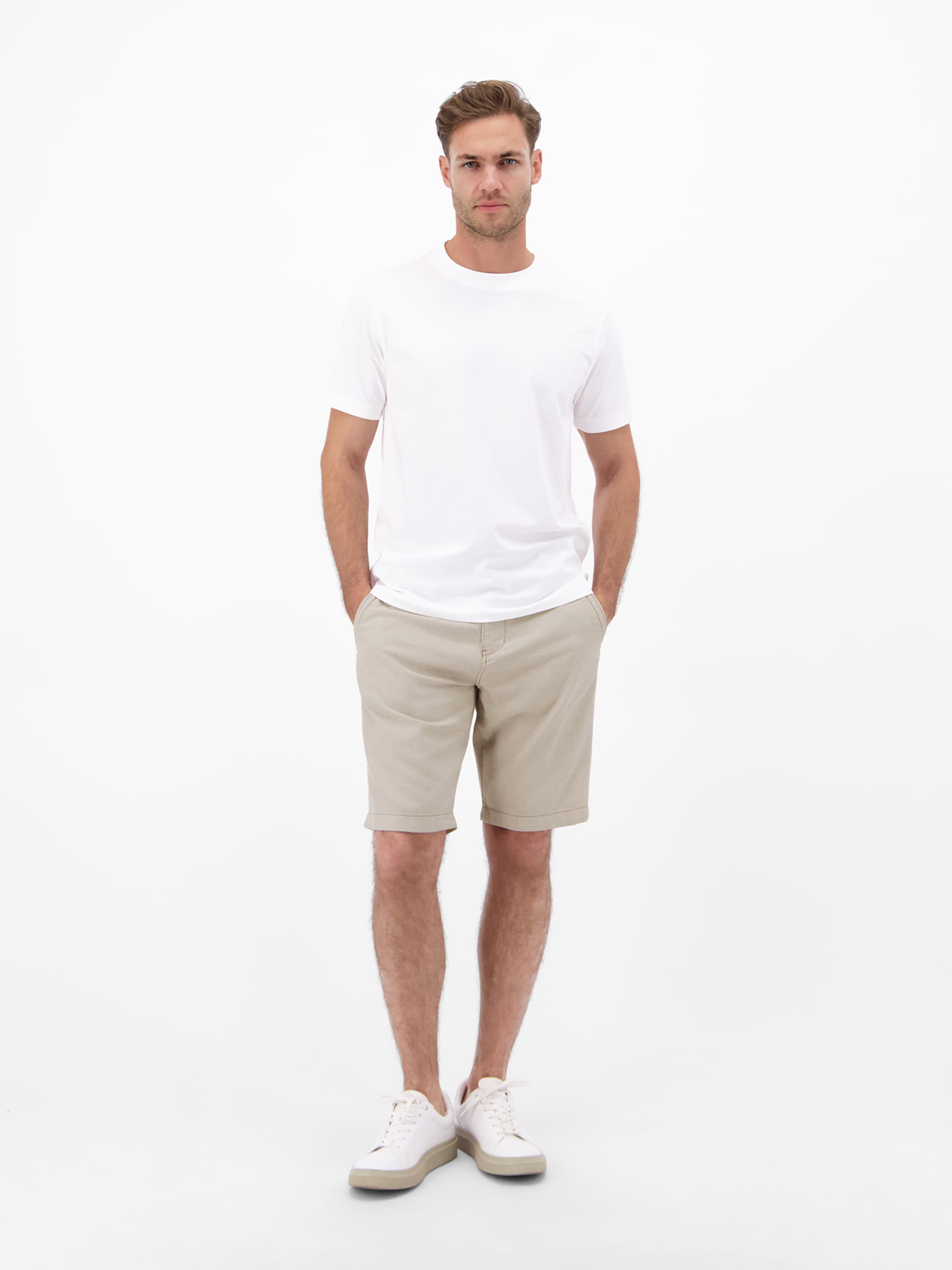 LERROS Regular Flexible Chino Bermuda in Strukturqualität in Beige: Vorderseite