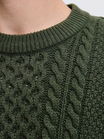 JACK & JONES Neulepaita 'JJPAUL ' värissä vihreä