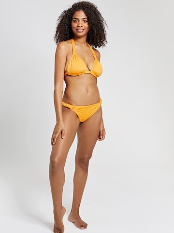 Shiwi Triangel Bikini in Geel